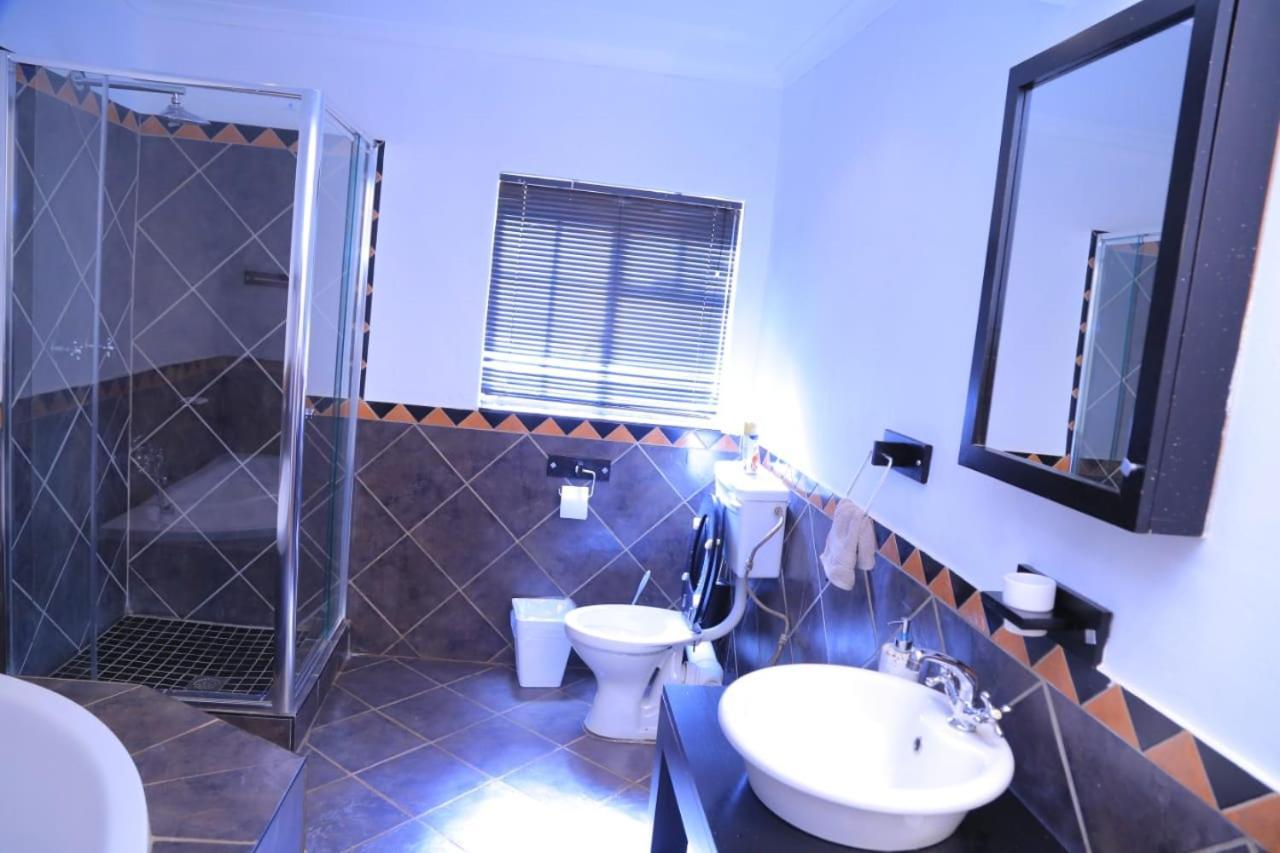 Union Guesthouse Pretoria Bagian luar foto