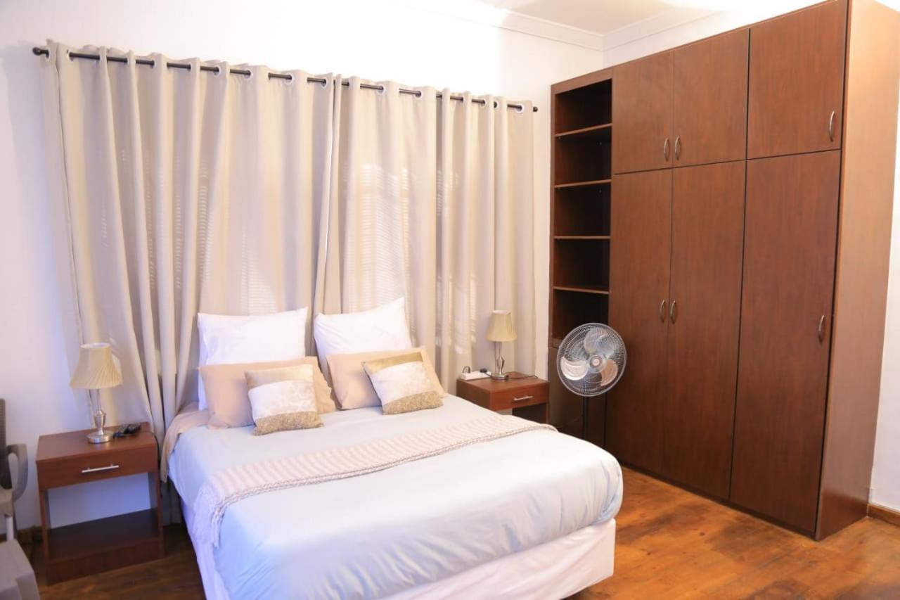 Union Guesthouse Pretoria Bagian luar foto